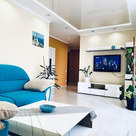 Apartments With A Coffee Machine In The City Center, Near A Park And Zlata Plaza Rivne Ngoại thất bức ảnh