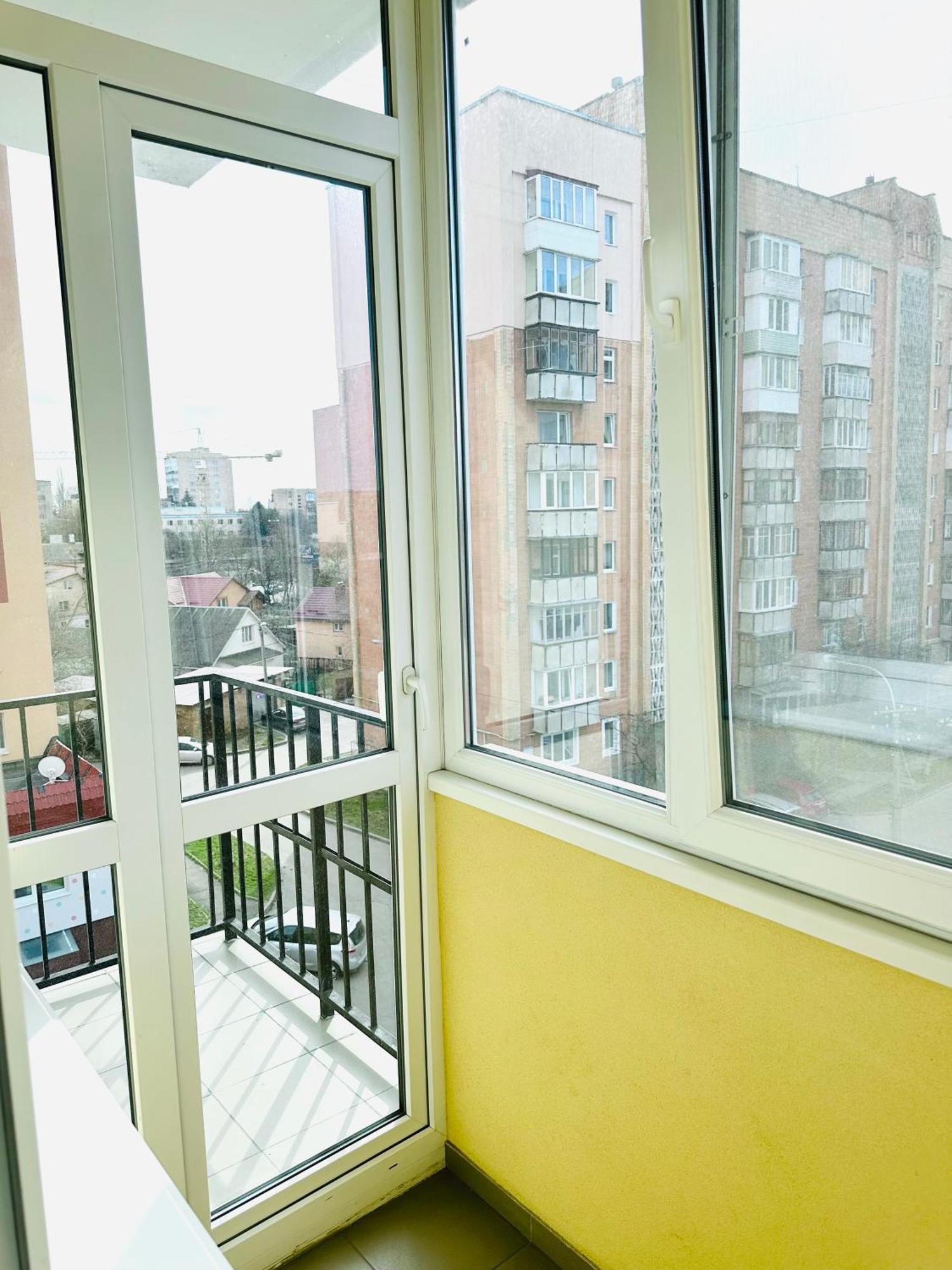 Apartments With A Coffee Machine In The City Center, Near A Park And Zlata Plaza Rivne Ngoại thất bức ảnh