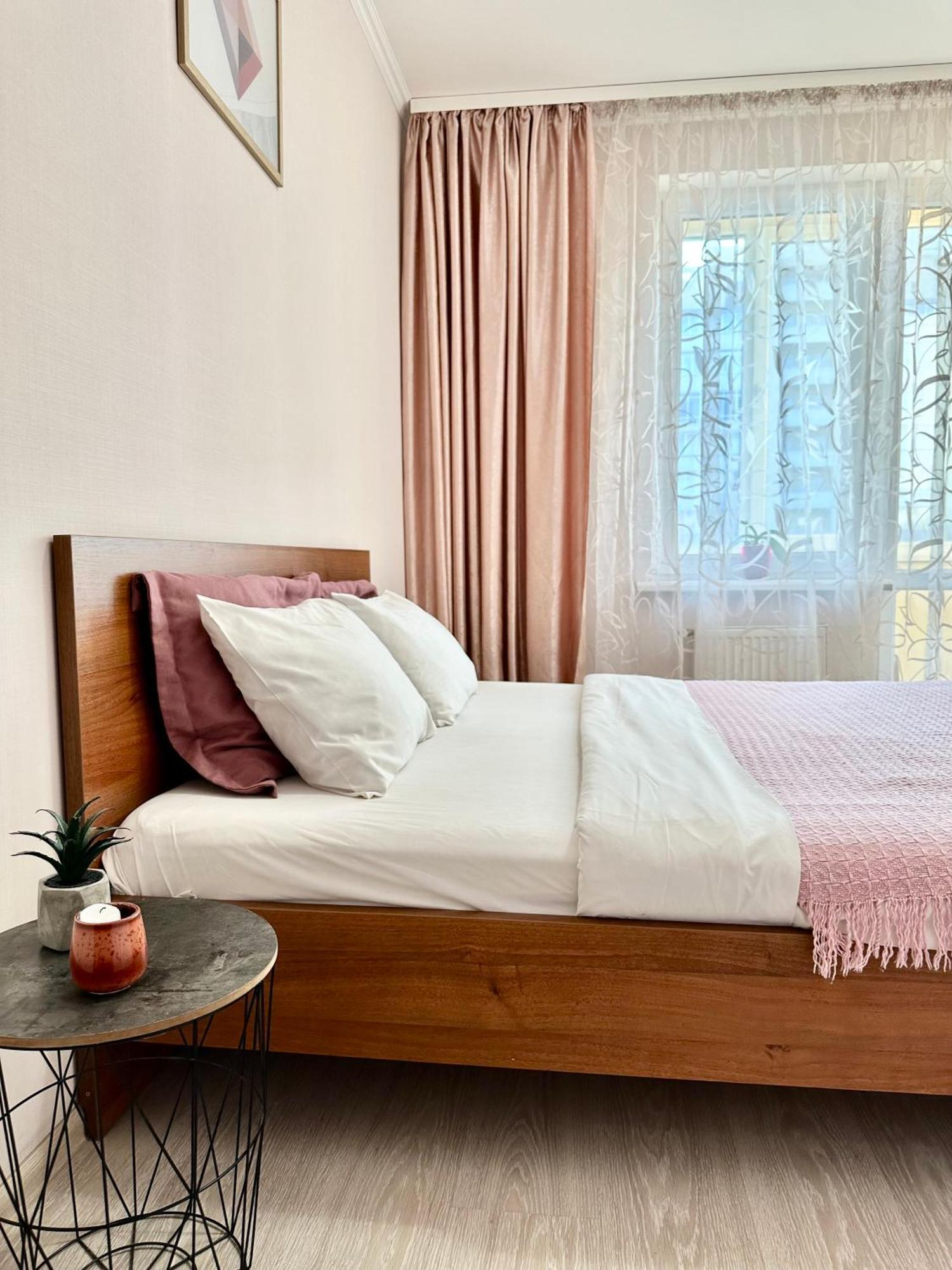 Apartments With A Coffee Machine In The City Center, Near A Park And Zlata Plaza Rivne Ngoại thất bức ảnh
